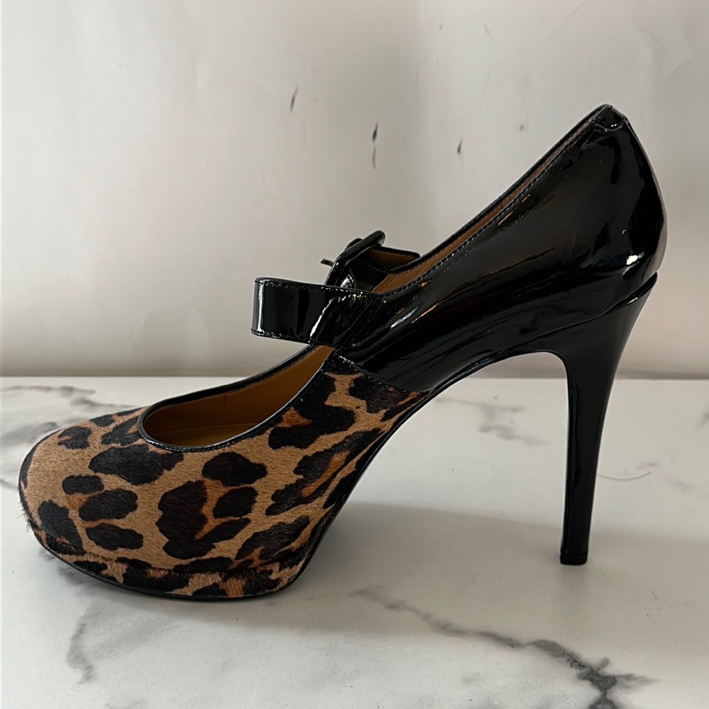 New- Nine West animal print heels - Picture 2 of 16
